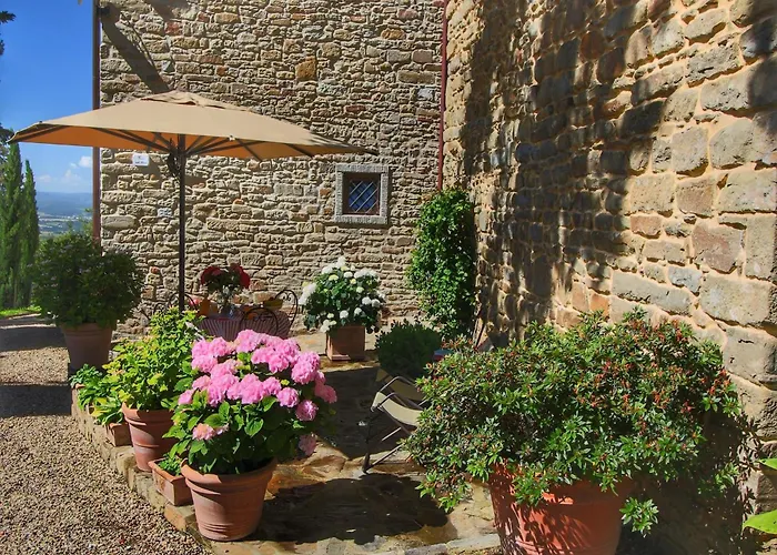Majestic Farmhouse In Loro Ciuffenna With Pool